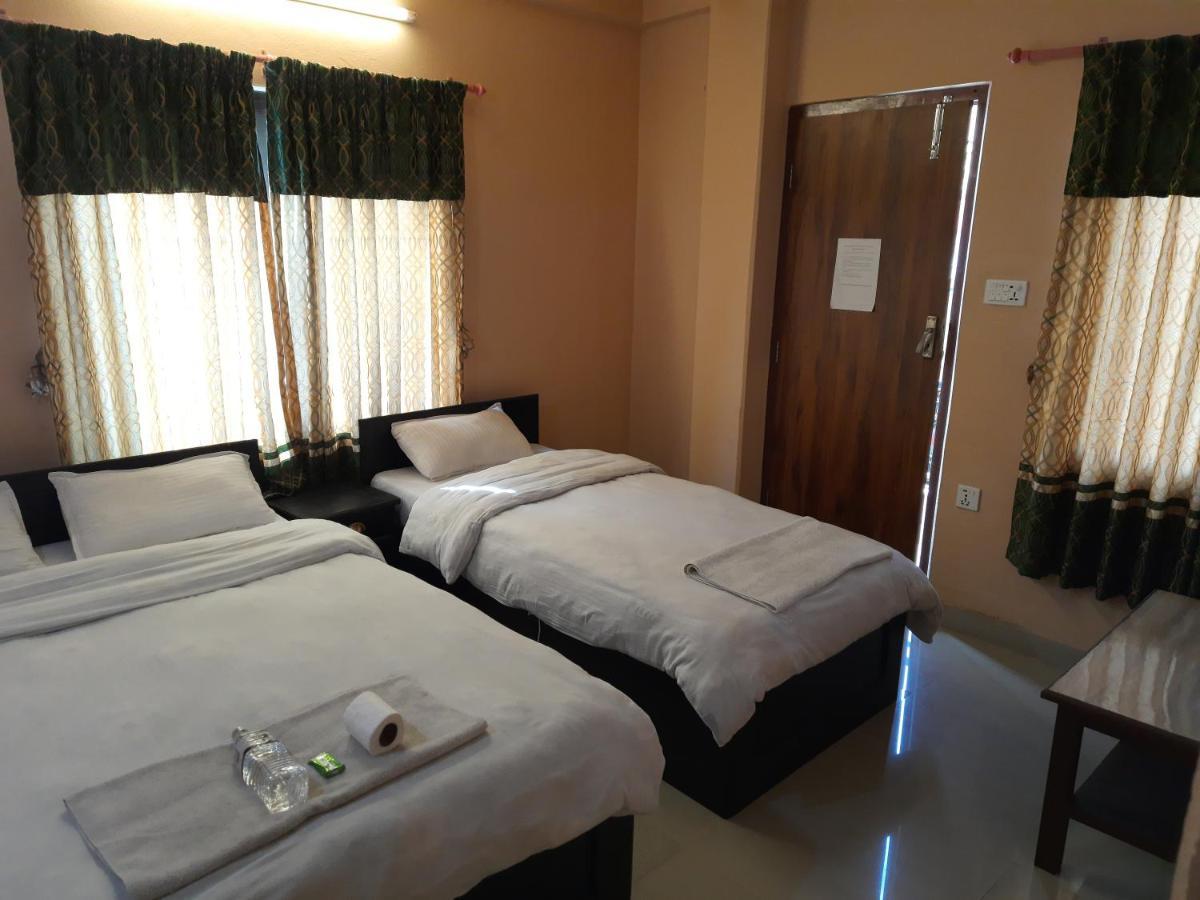 Hotel Eagle Zone Pokhara Exterior foto